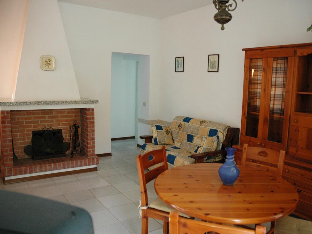 Casa Del Mandorlo Apartment Marina di Campo Phòng bức ảnh
